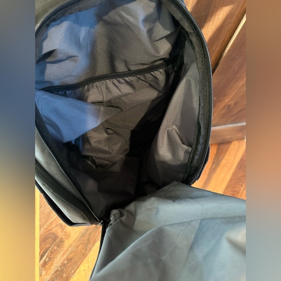 Nike Elite backpack Like new! Barely ever used. - Picture 6 of 6
